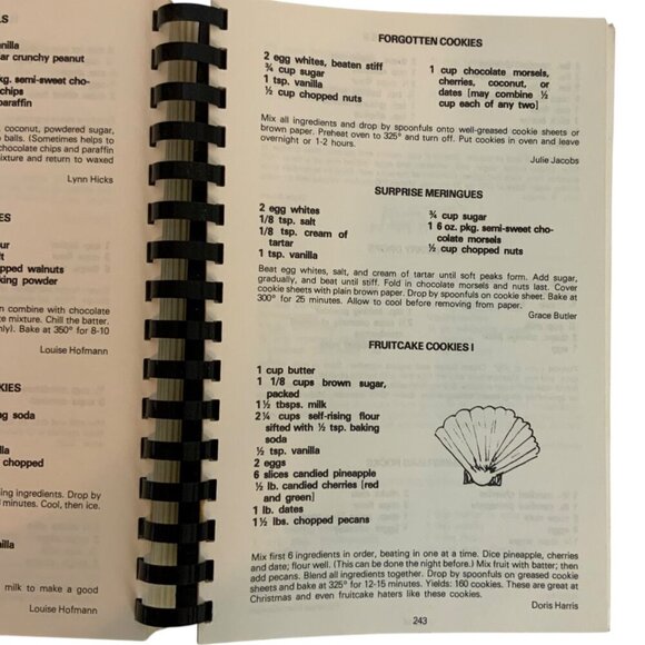 Vintage 1979 Centre St Cookery Spiral-Bound Cookbook By Magnolia Garden Club - Picture 9 of 10
